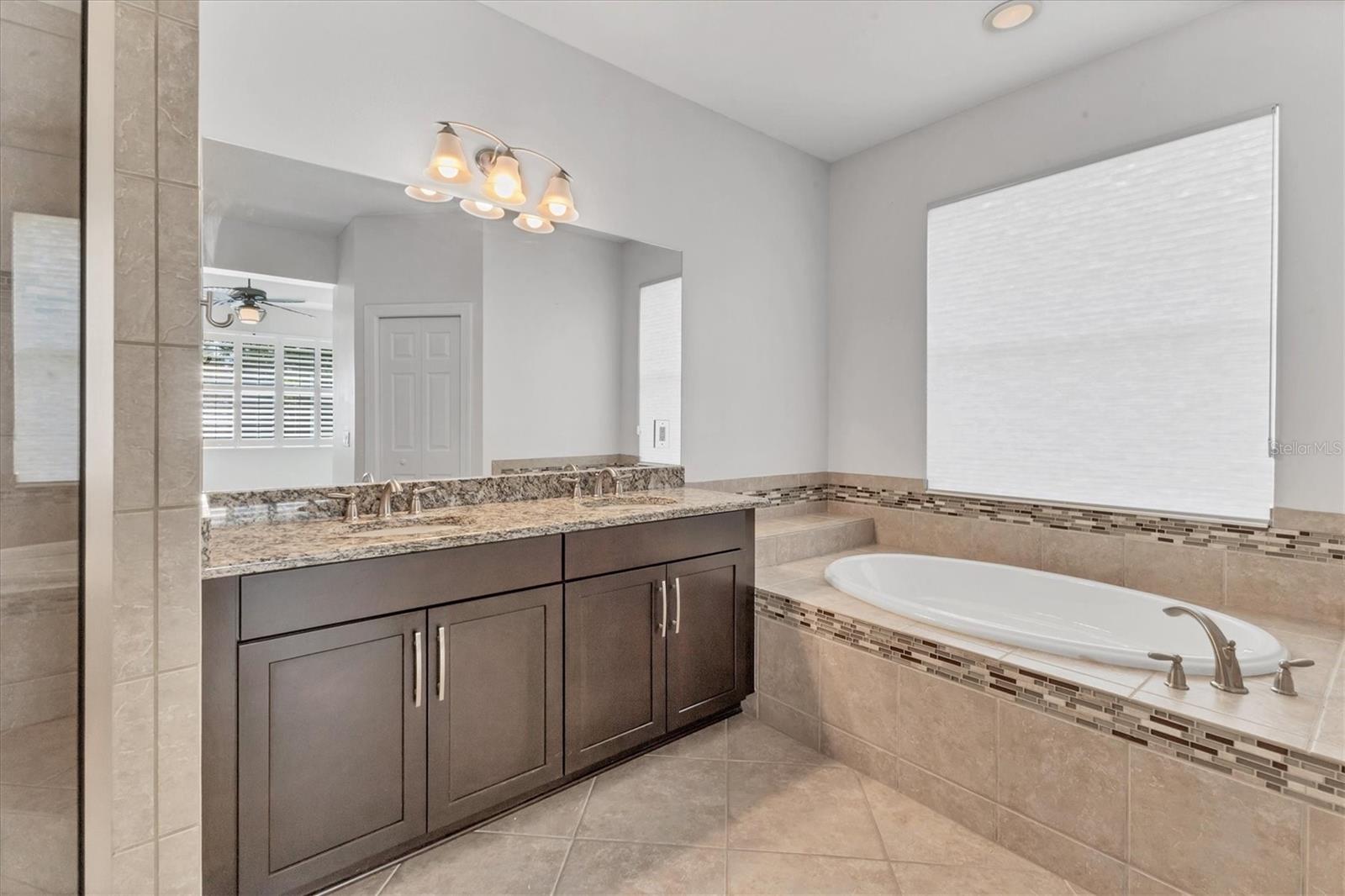Image 20 of 37 For 2228 Terracina Drive