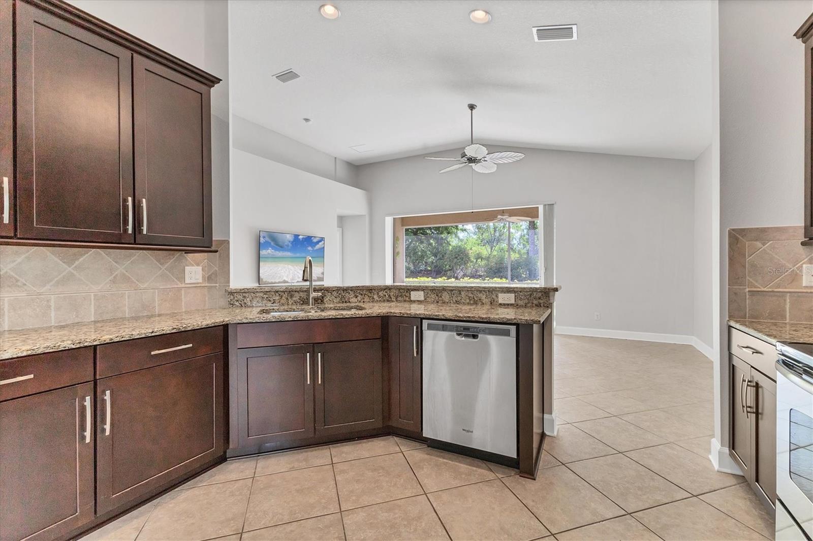 Image 9 of 37 For 2228 Terracina Drive