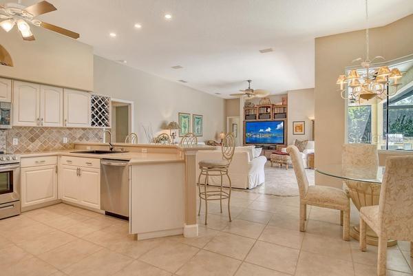 Image 13 of 51 For 9477 Cedar Ridge Lane