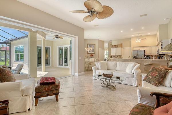 Image 18 of 51 For 9477 Cedar Ridge Lane