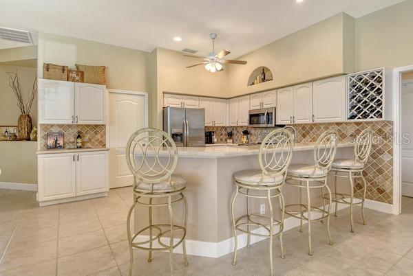 Image 7 of 51 For 9477 Cedar Ridge Lane