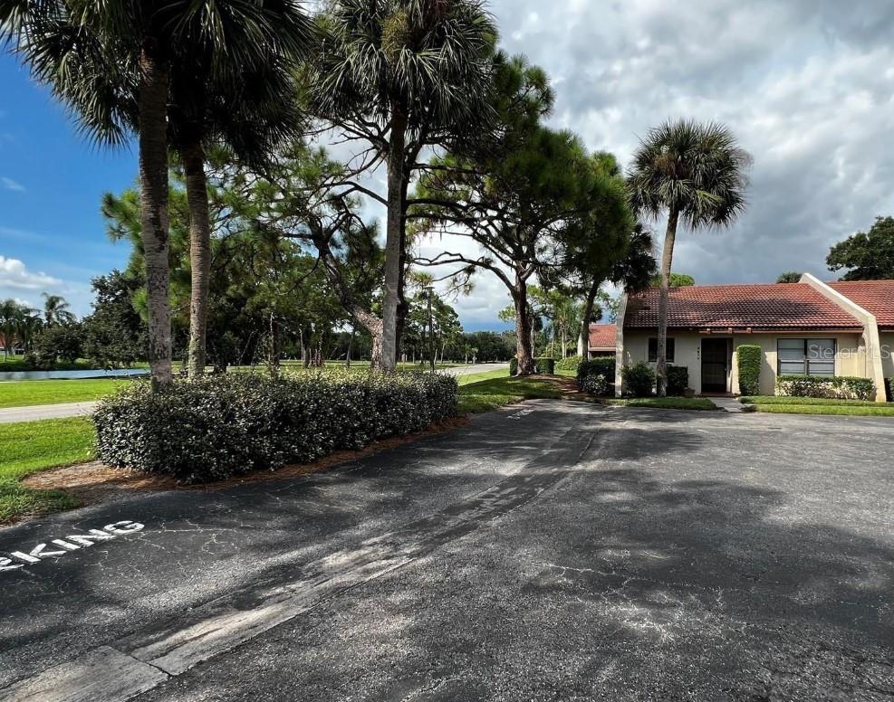 Details for 3677 Longmeadow  16, SARASOTA, FL 34235