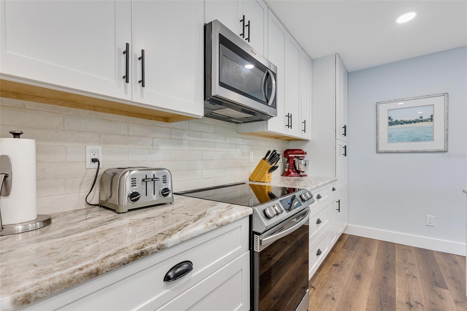 Image 10 of 48 For 1071 Owl Drive