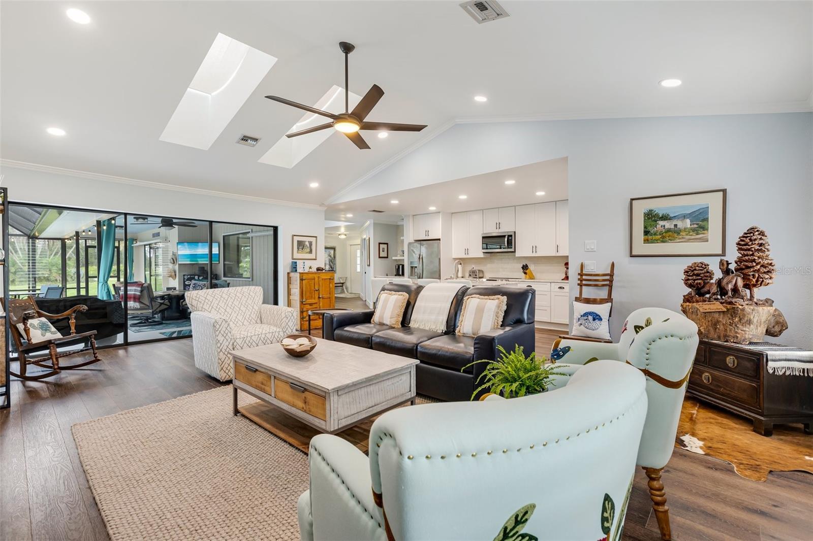Image 15 of 48 For 1071 Owl Drive