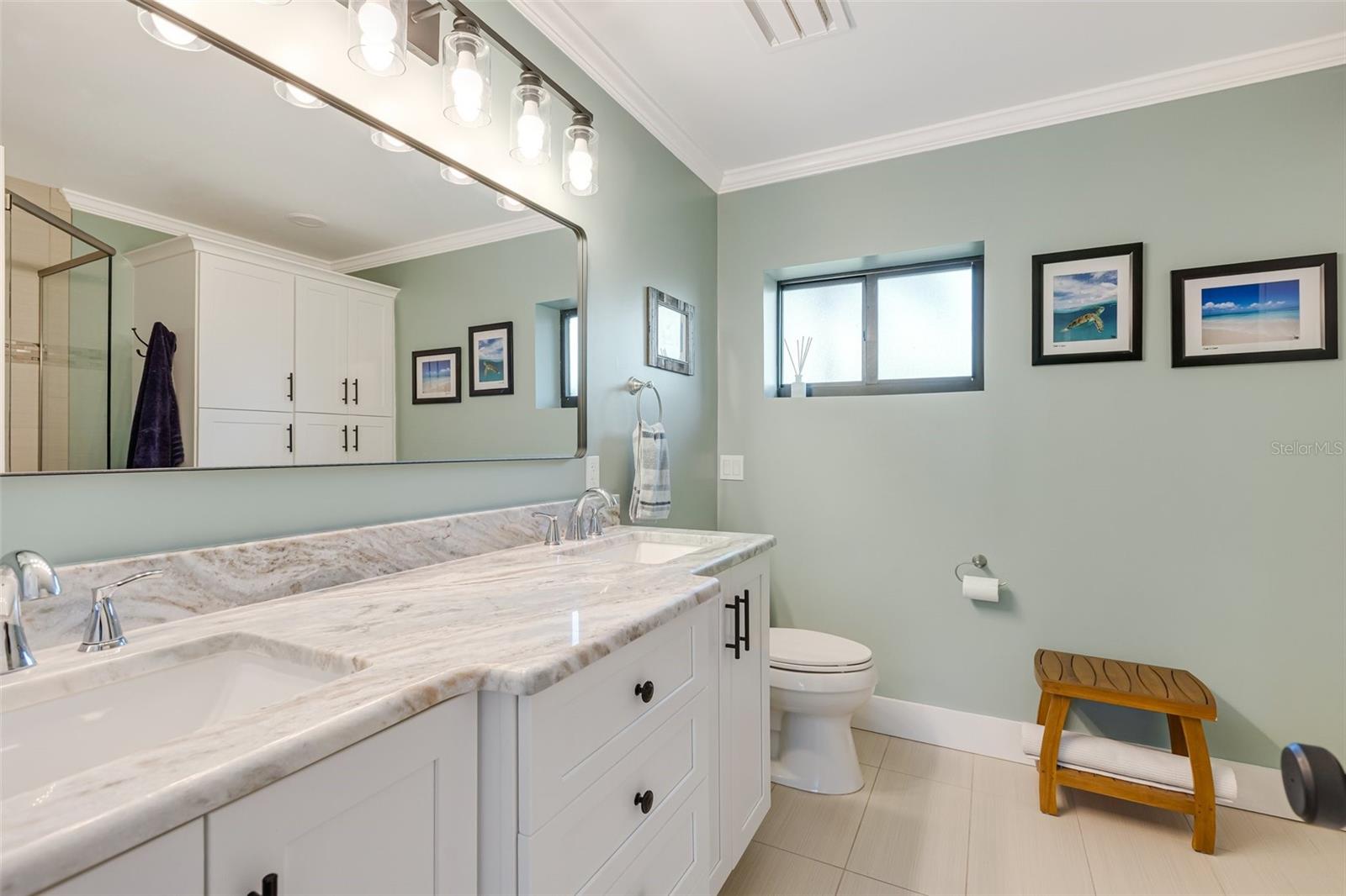 Image 21 of 48 For 1071 Owl Drive