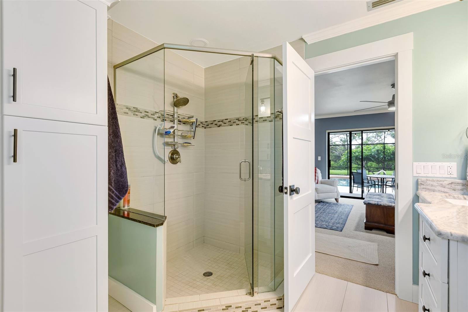 Image 22 of 48 For 1071 Owl Drive