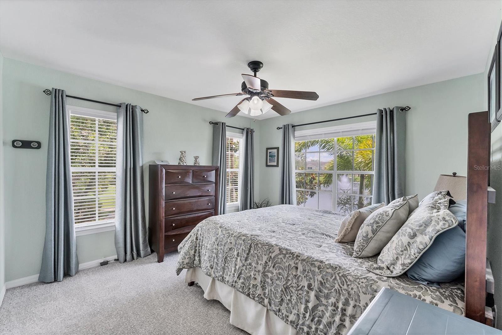 Image 21 of 51 For 8827 Manor Loop 208