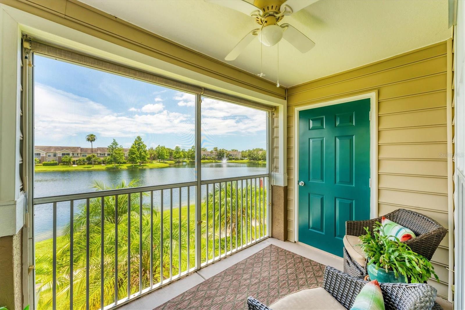 Image 8 of 51 For 8827 Manor Loop 208