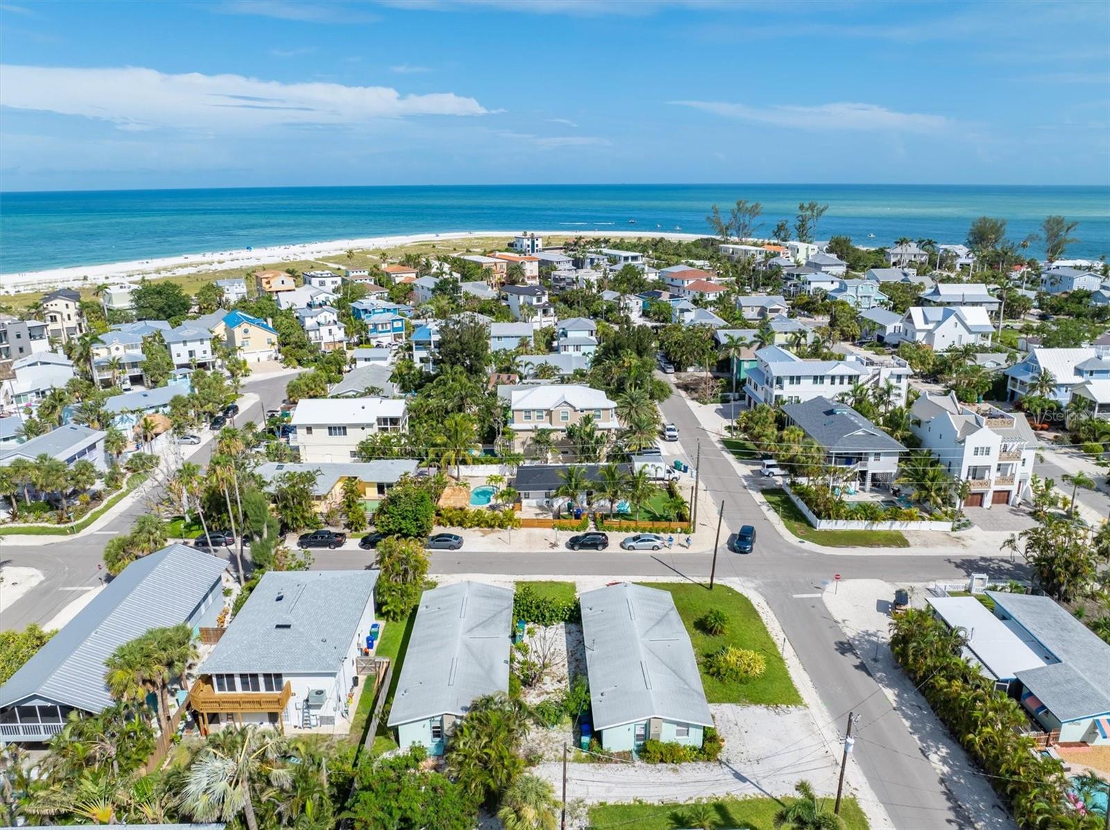Image 3 of 41 For 411 Alamanda Road
