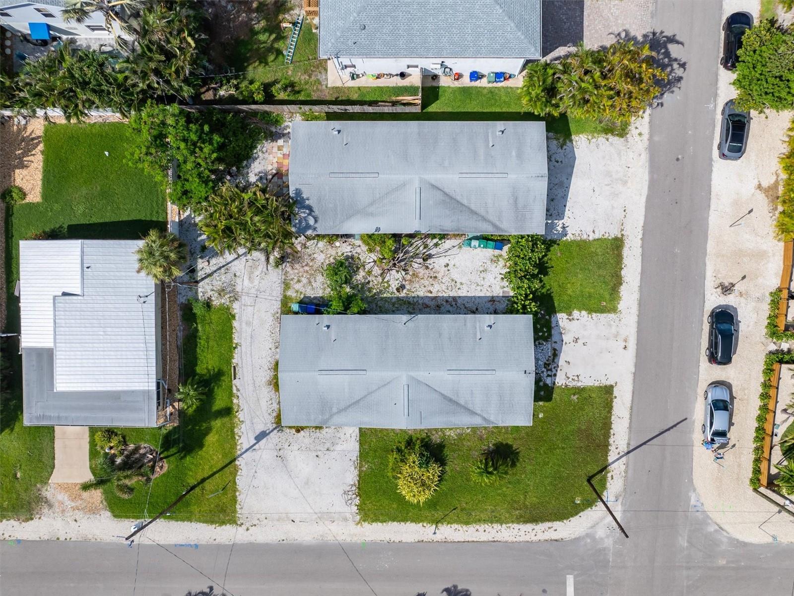 Image 34 of 41 For 411 Alamanda Road