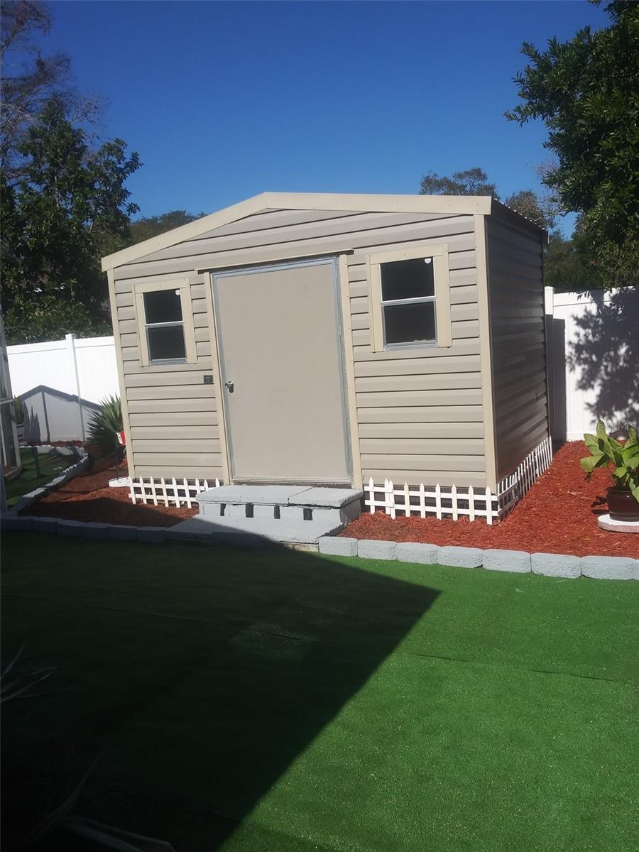 Image 13 of 47 For 1209 Croydonwood Circle