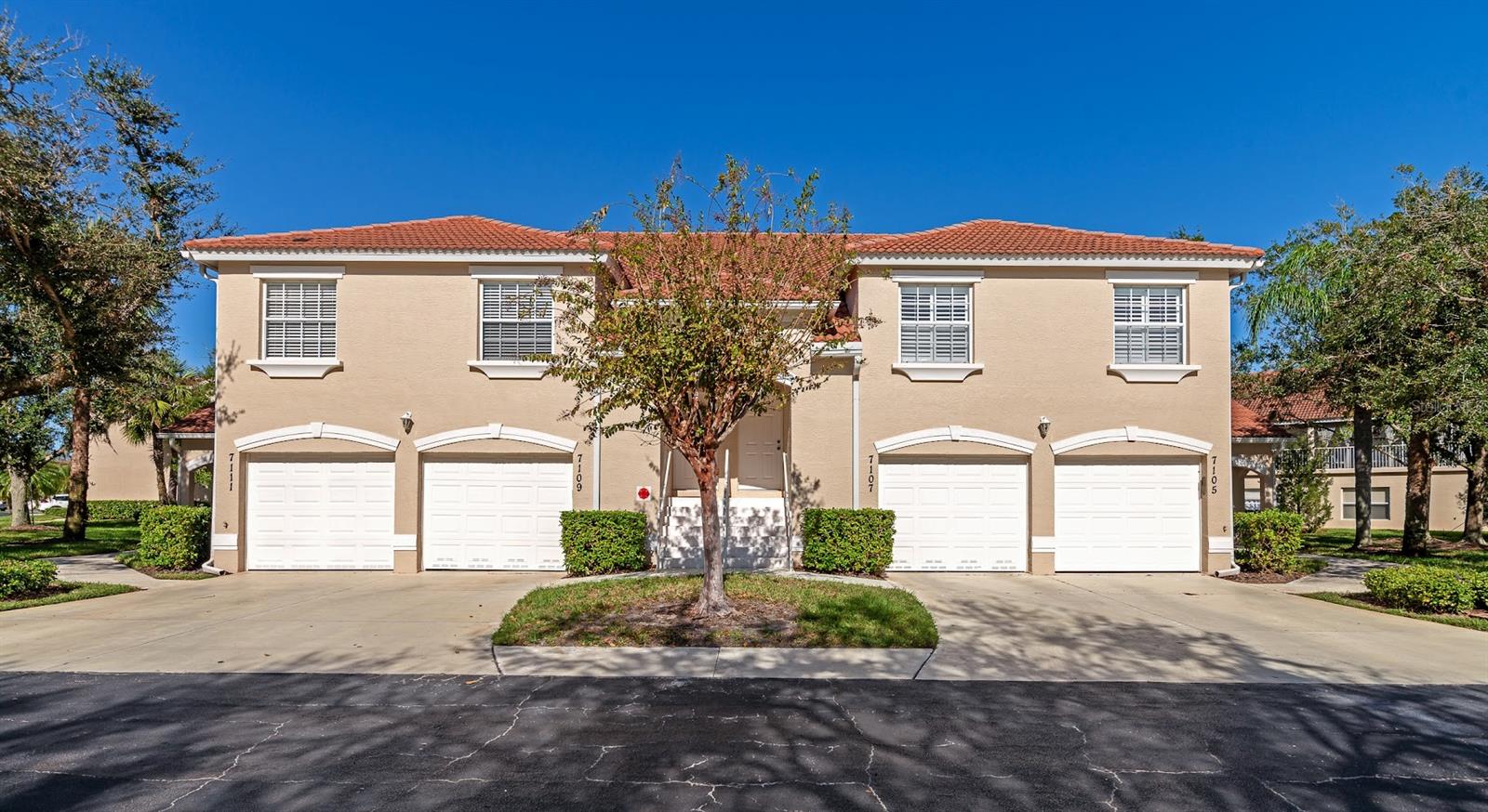 Details for 7107 Cedar Hollow Circle 24-202, BRADENTON, FL 34203