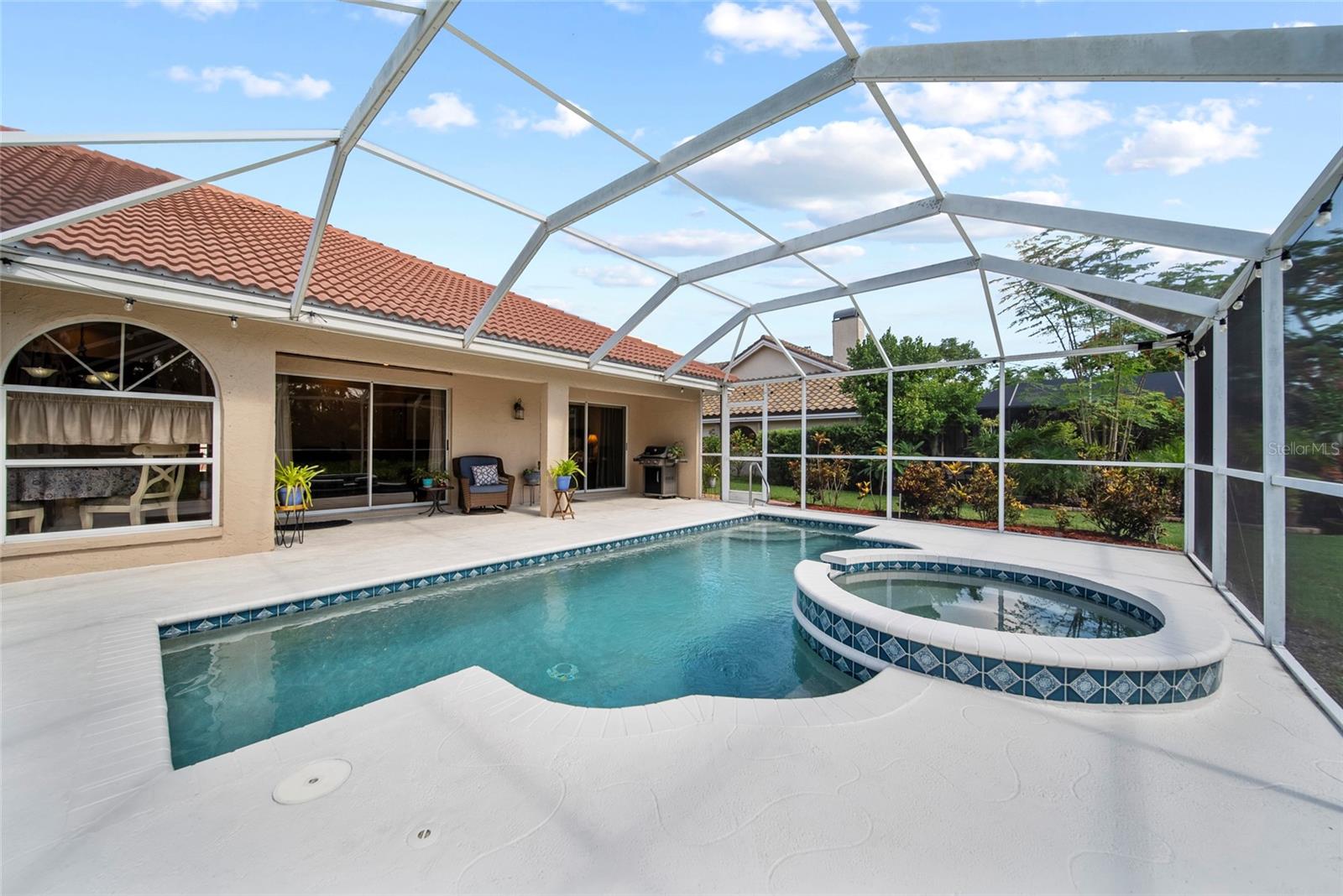 Image 33 of 46 For 7115 39th Lane E