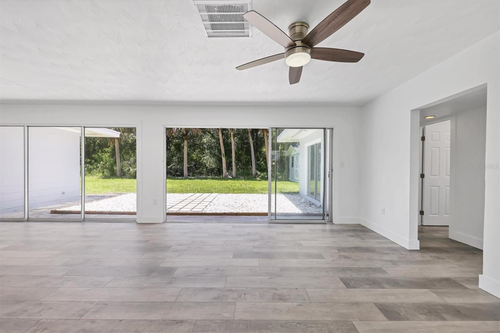 Image 10 of 29 For 116 Myakka Drive
