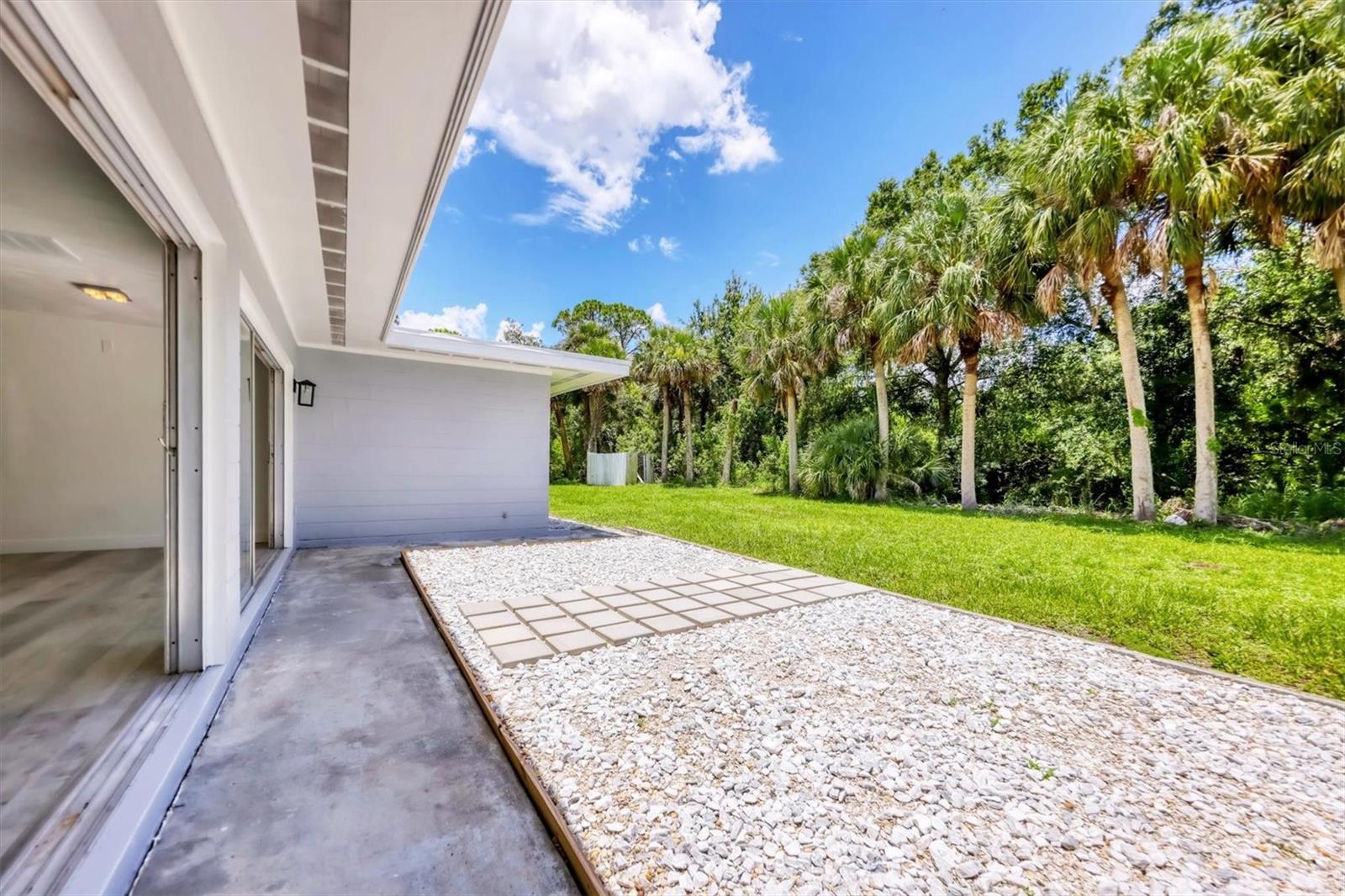 Image 22 of 29 For 116 Myakka Drive