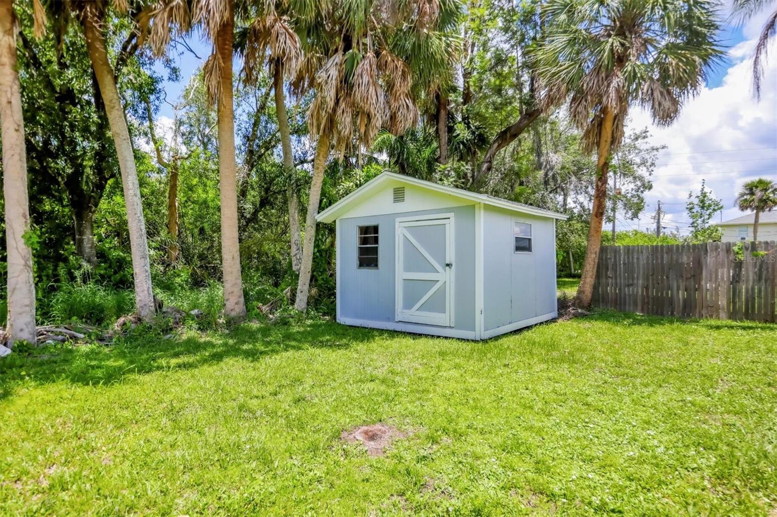 Image 25 of 29 For 116 Myakka Drive