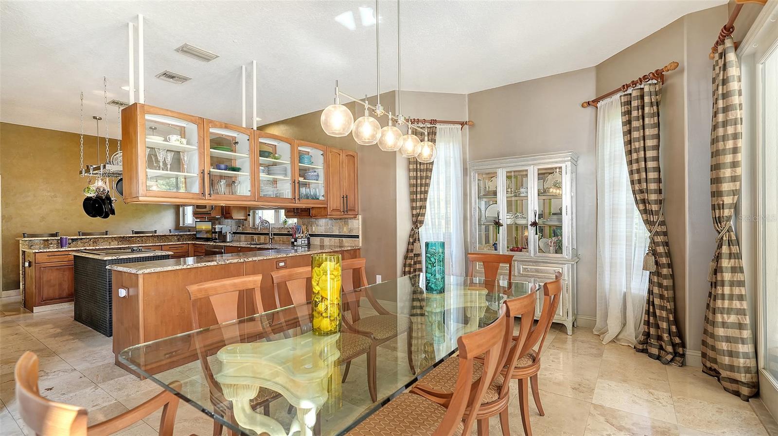 Image 10 of 53 For 6905 Pine Valley Street