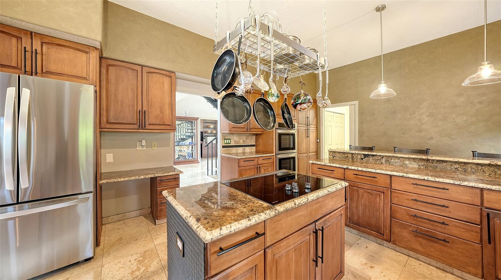 Image 16 of 53 For 6905 Pine Valley Street