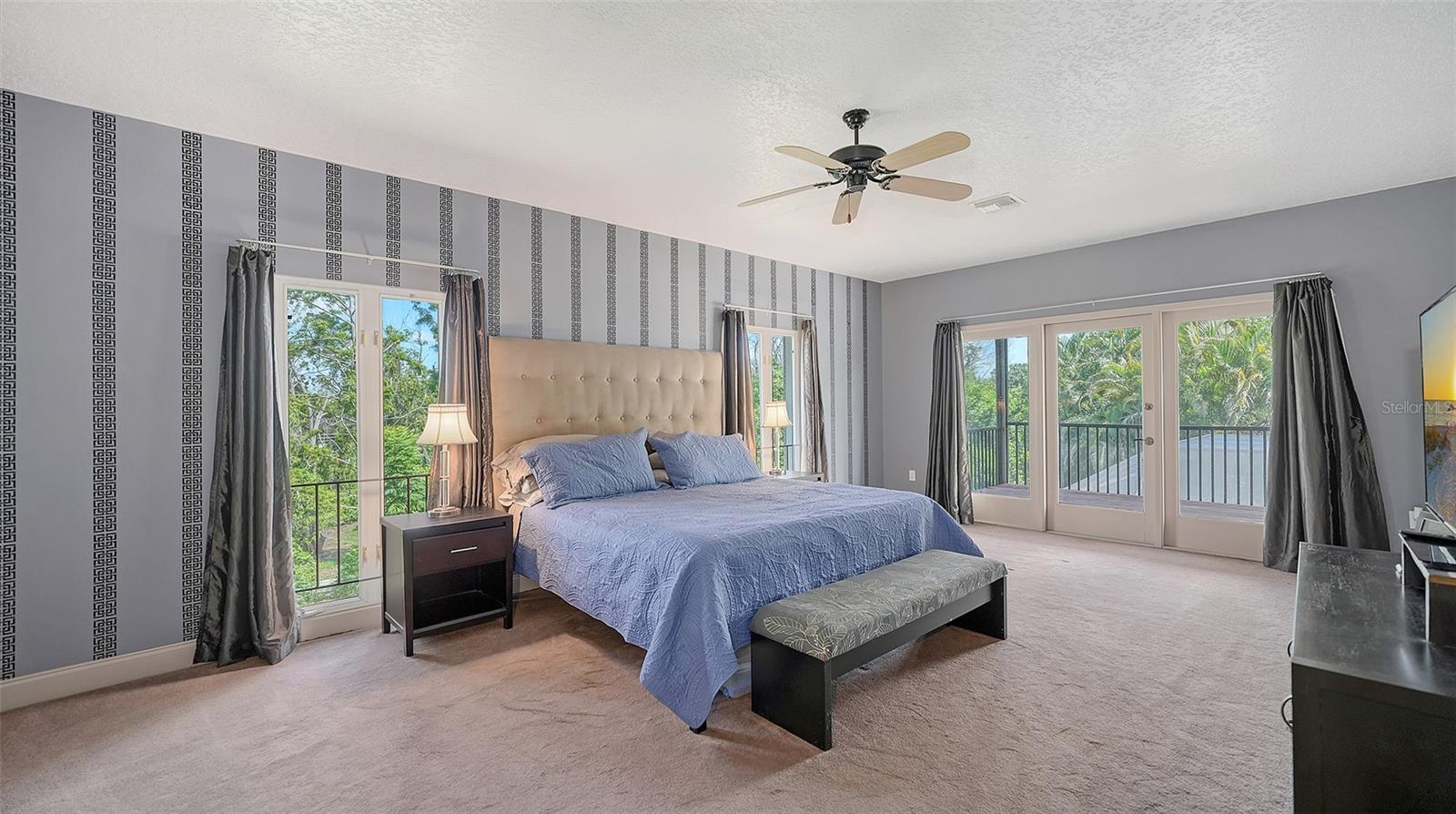 Image 32 of 53 For 6905 Pine Valley Street