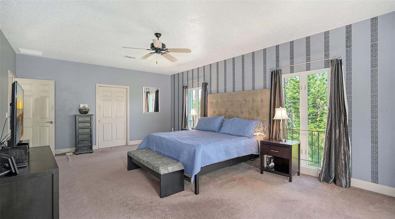 Image 33 of 53 For 6905 Pine Valley Street