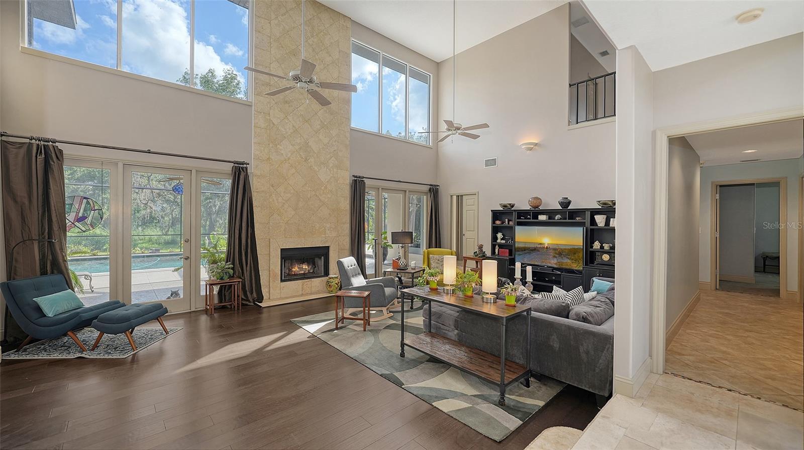 Image 4 of 53 For 6905 Pine Valley Street