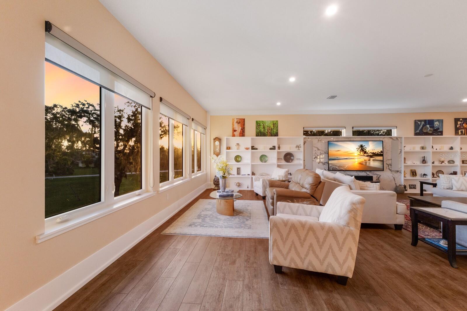 Image 12 of 65 For 1610 Bayshore Drive