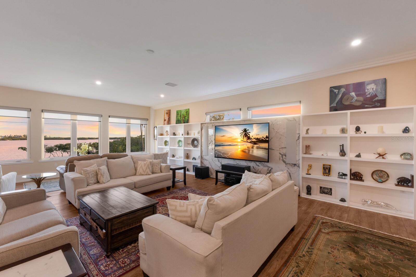 Image 18 of 65 For 1610 Bayshore Drive
