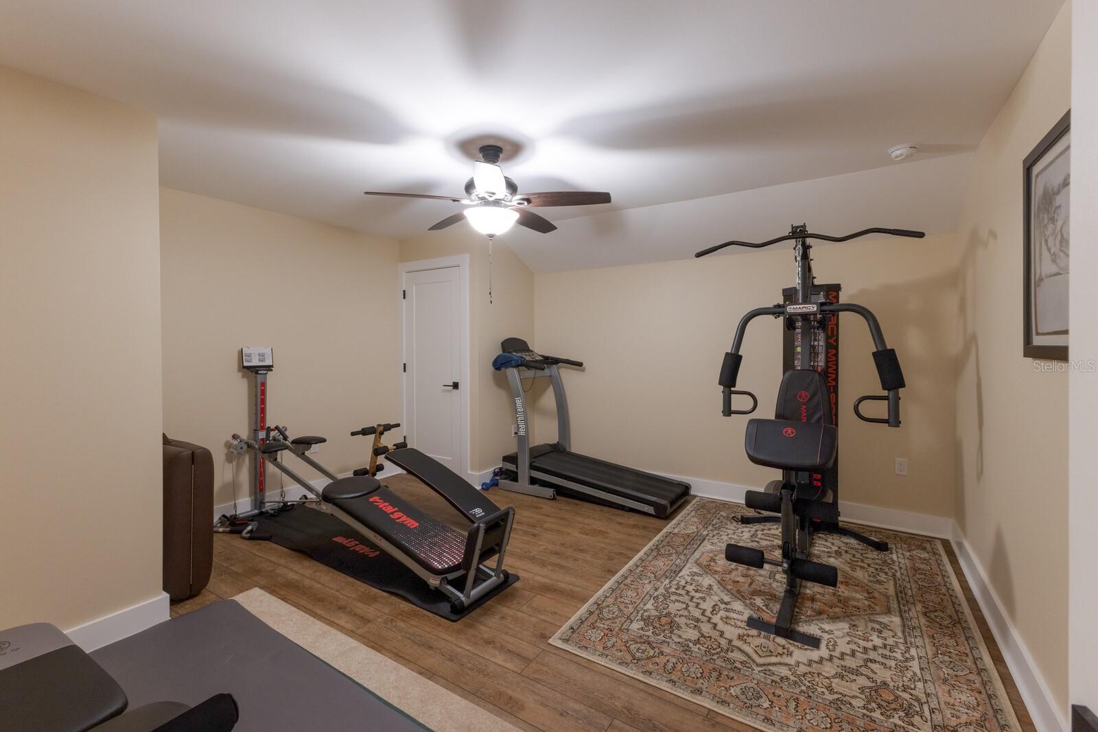 Image 44 of 65 For 1610 Bayshore Drive