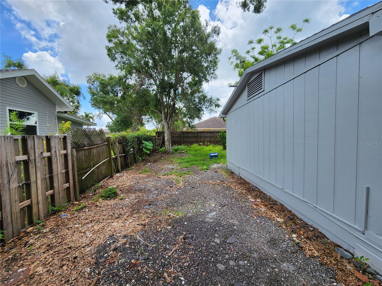 Image 3 of 21 For 27 Tucker Avenue