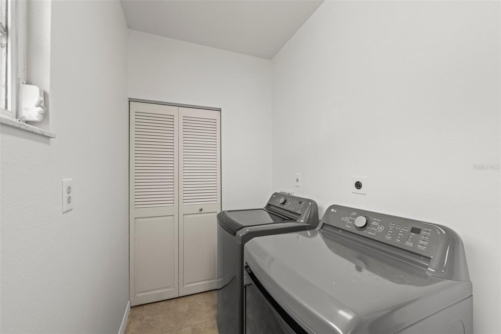 Image 18 of 49 For 7615 4th Avenue Drive Nw