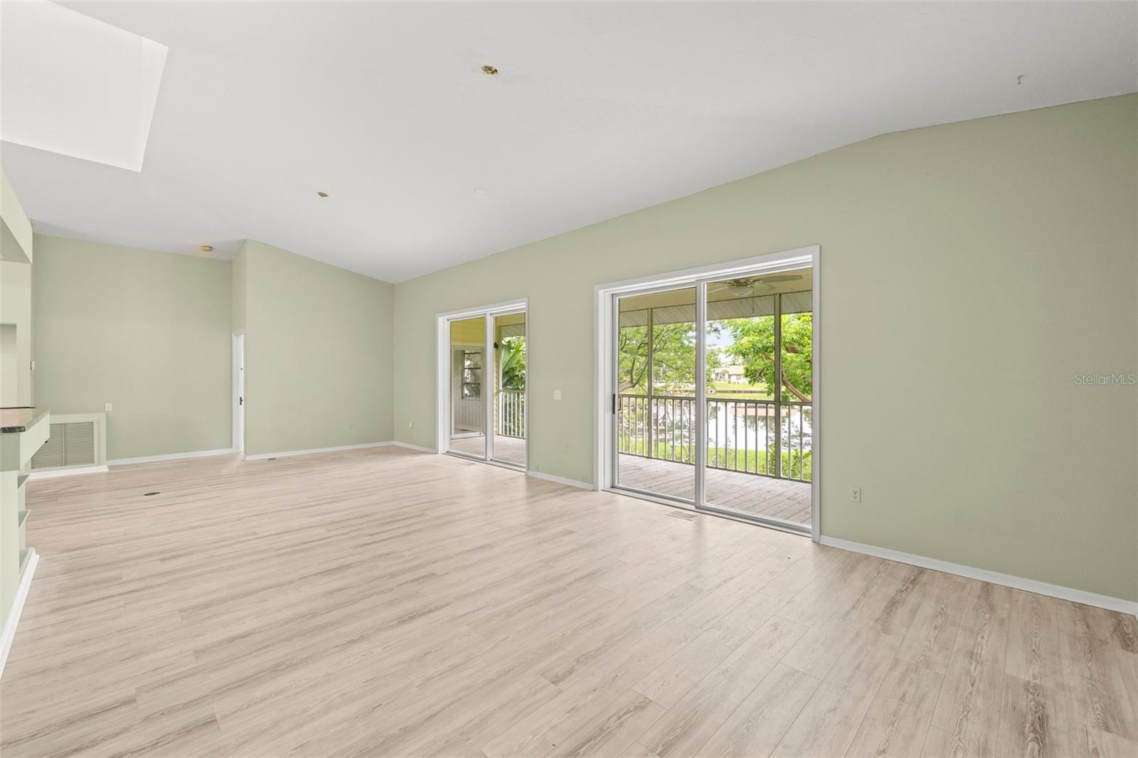 Image 6 of 49 For 7615 4th Avenue Drive Nw