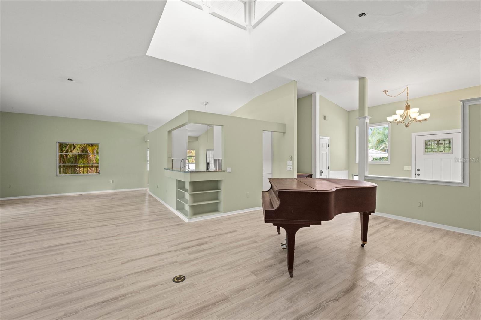 Image 8 of 49 For 7615 4th Avenue Drive Nw