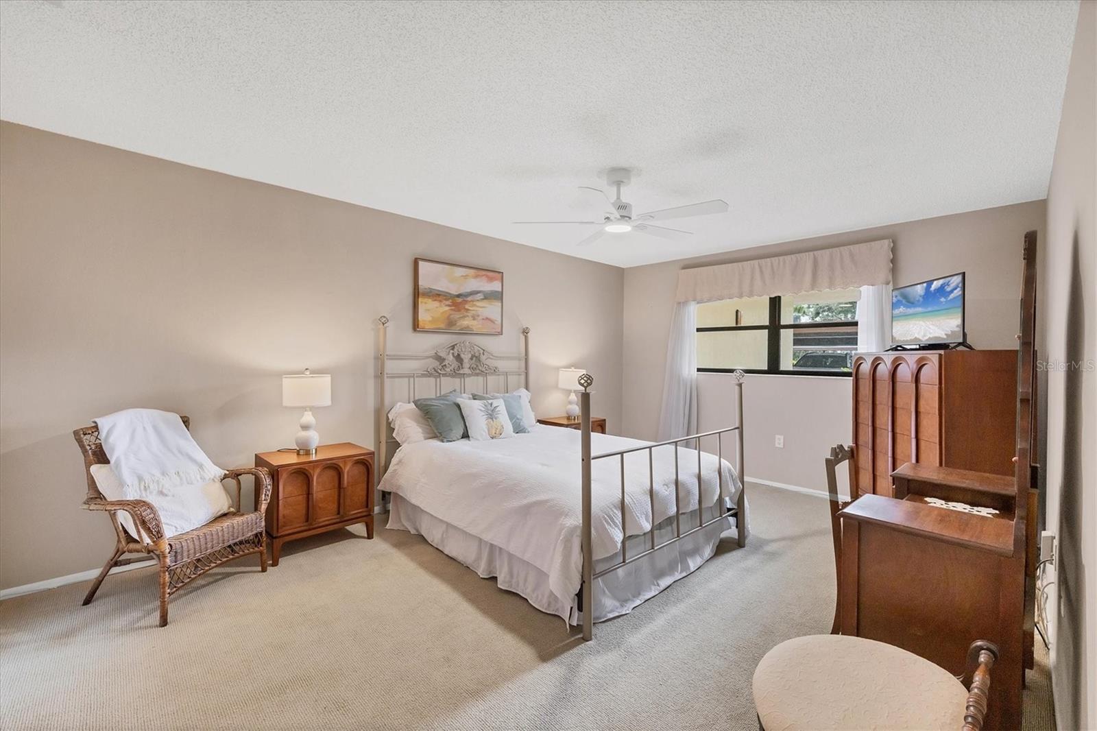 Image 18 of 42 For 6188 80th Street N 102