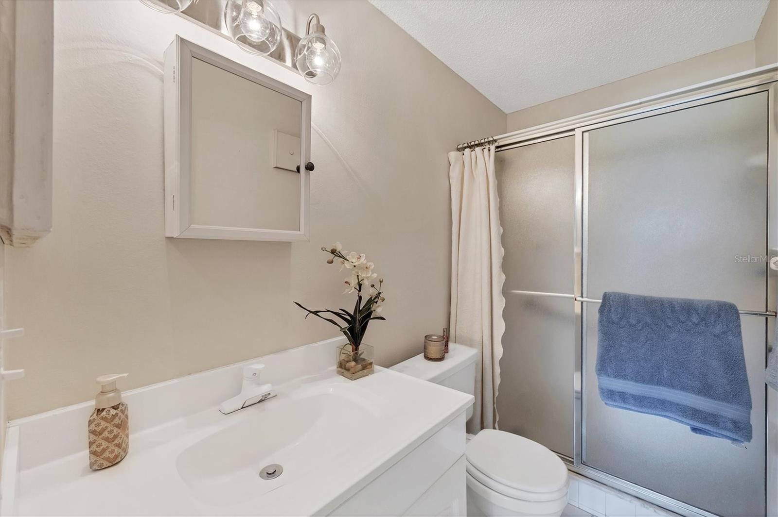 Image 21 of 42 For 6188 80th Street N 102