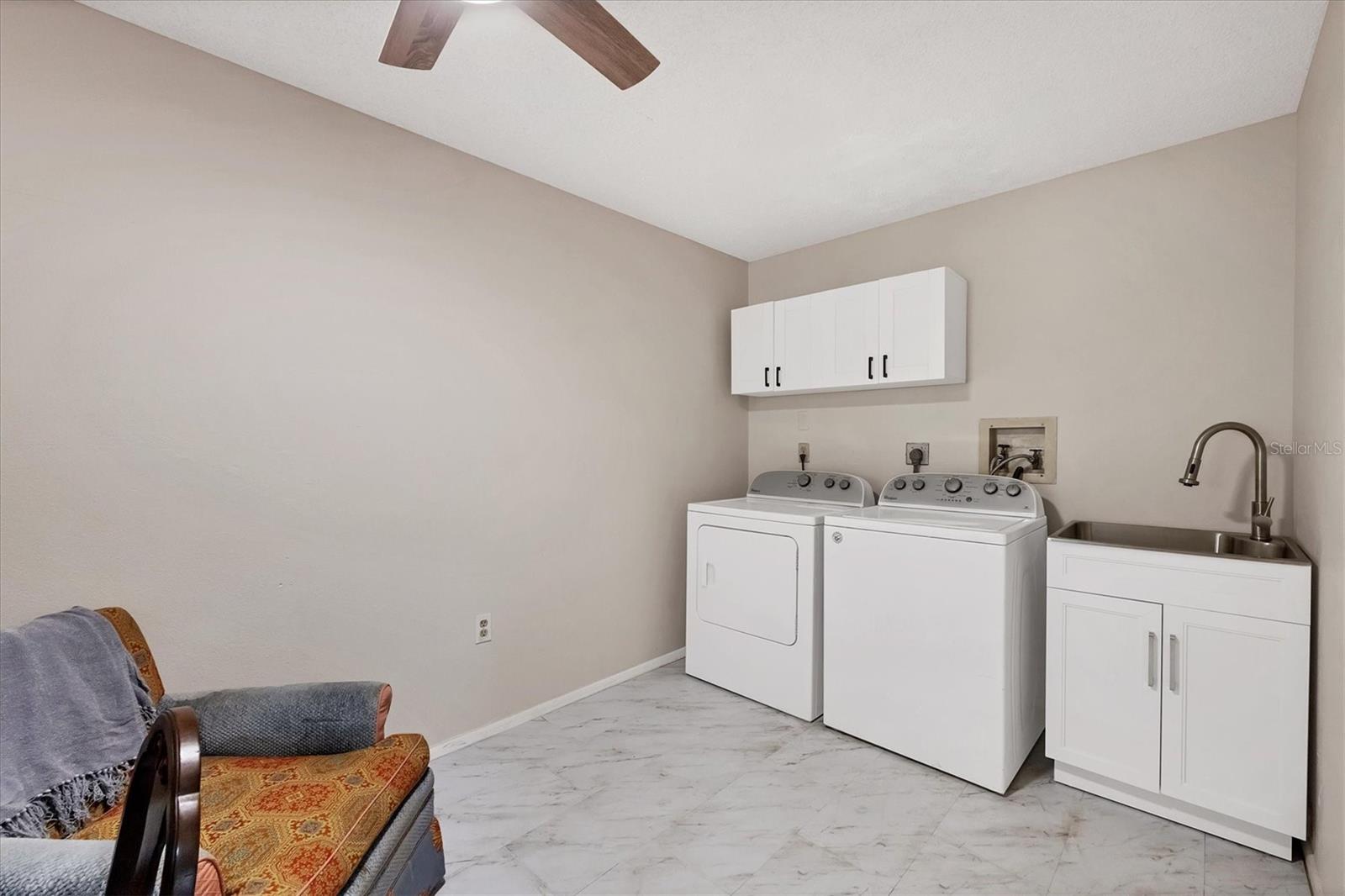 Image 25 of 42 For 6188 80th Street N 102