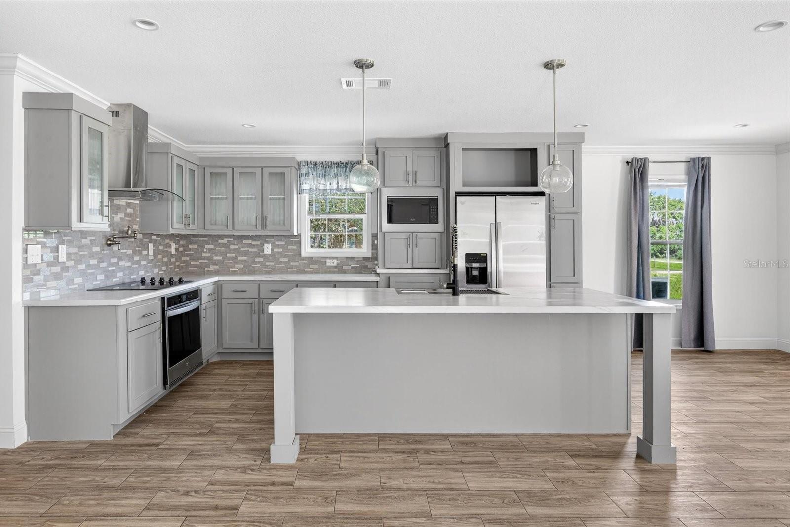 Image 11 of 47 For 19260 244th Street
