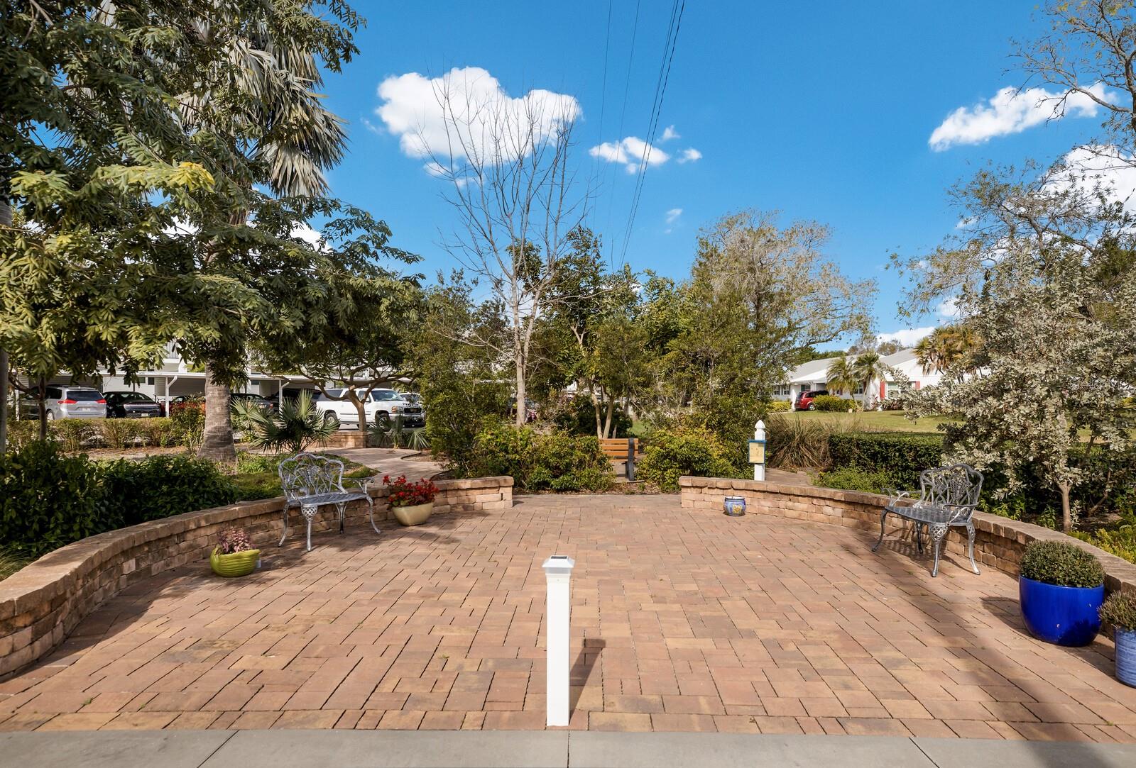 Image 37 of 60 For 4414 Mount Vernon Drive 1
