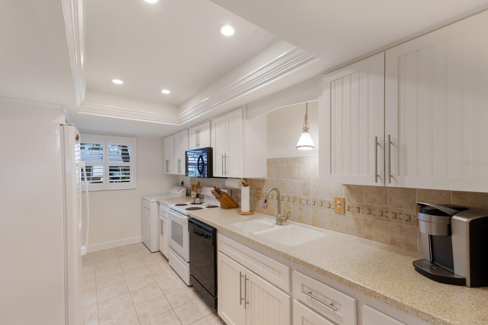Image 8 of 60 For 4414 Mount Vernon Drive 1