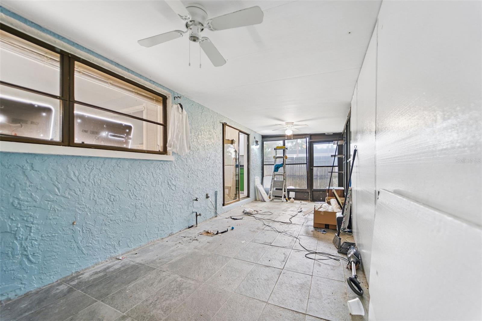 Listing photo id 15 for 8700 Dr Martin Luther King Jr Street N 8700
