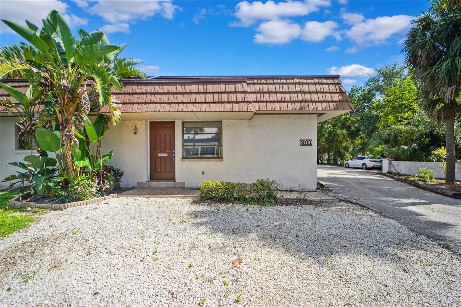 Listing photo id 1 for 8700 Dr Martin Luther King Jr Street N 8700