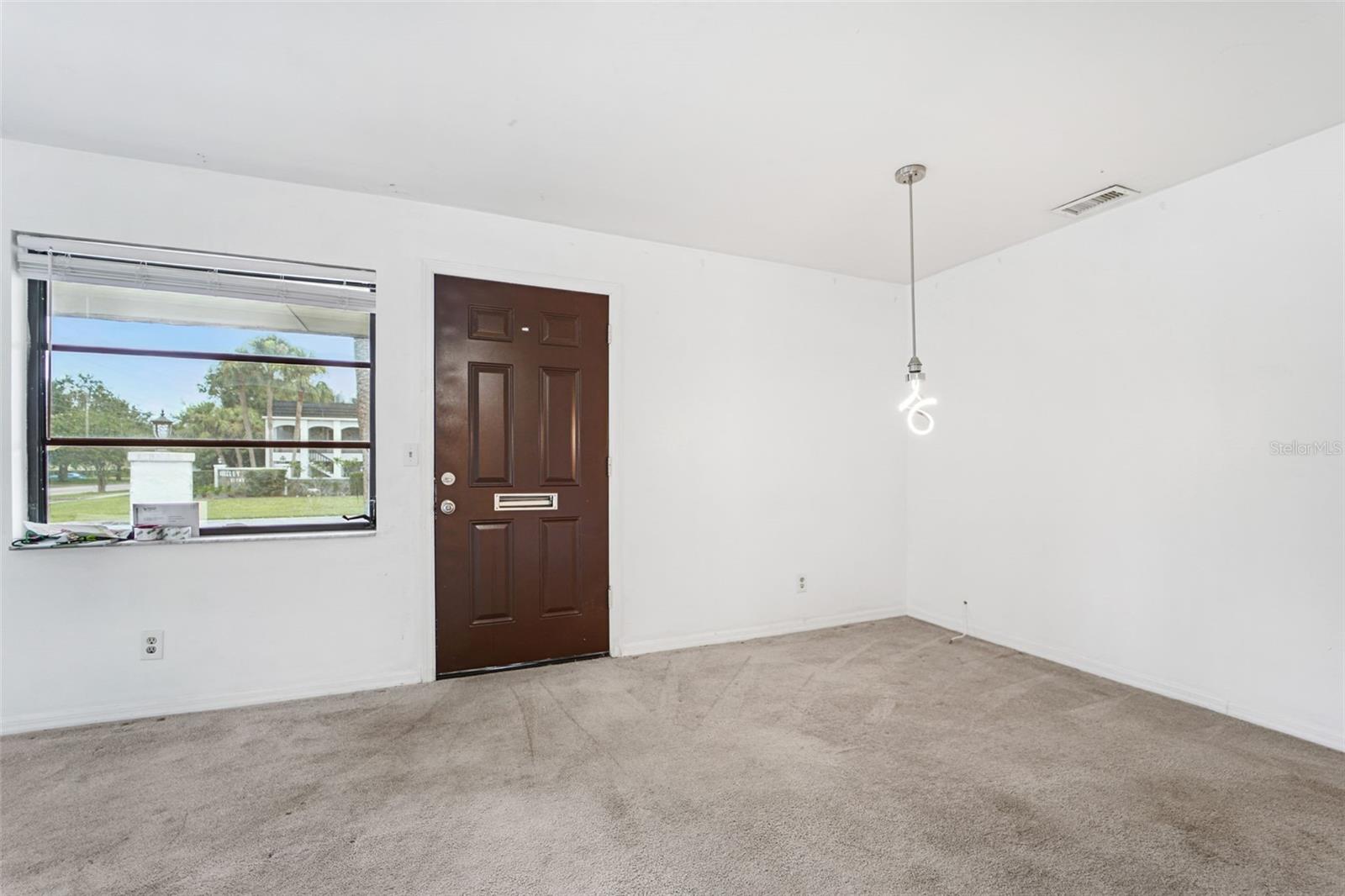 Listing photo id 2 for 8700 Dr Martin Luther King Jr Street N 8700