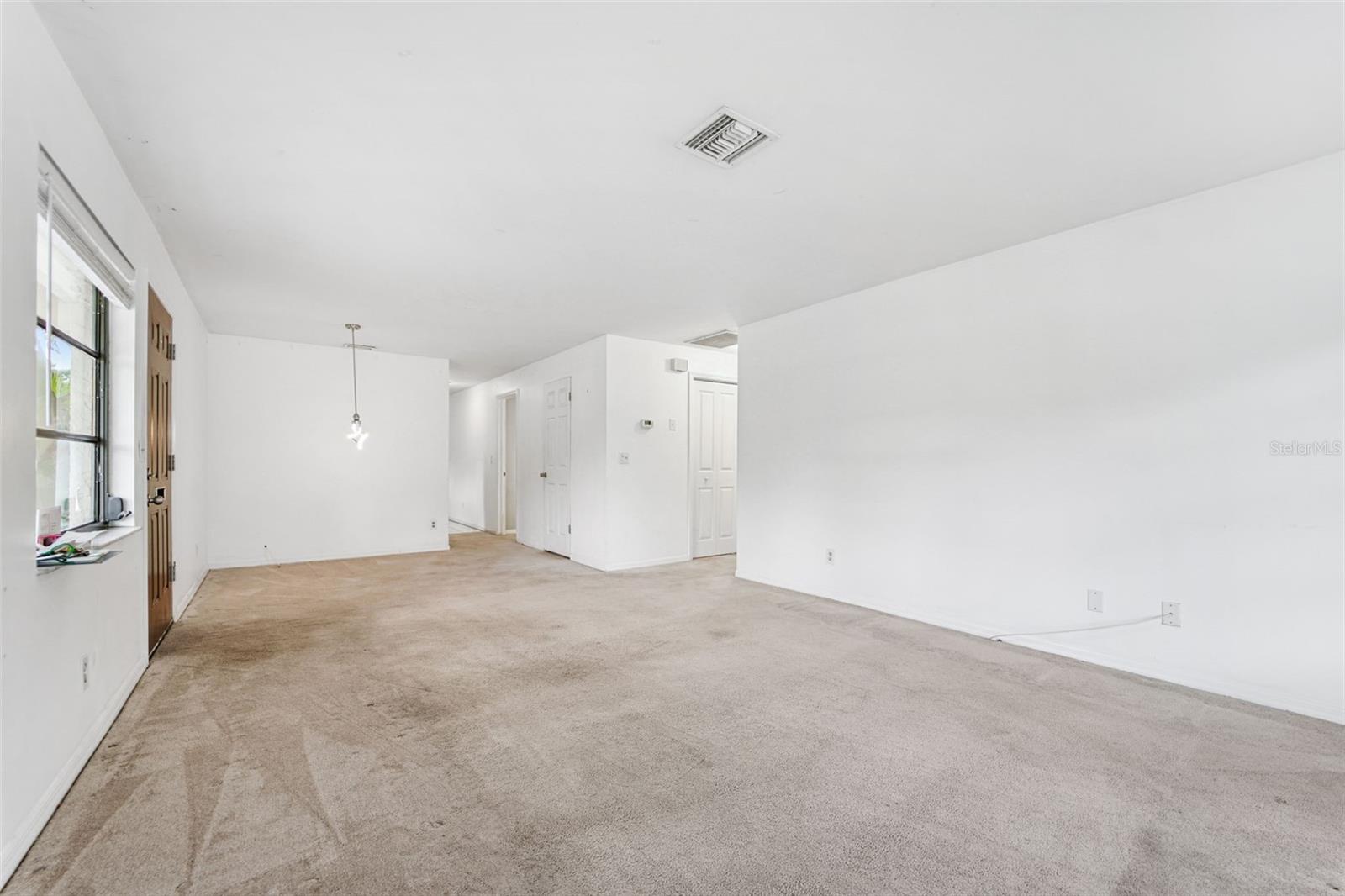 Listing photo id 6 for 8700 Dr Martin Luther King Jr Street N 8700