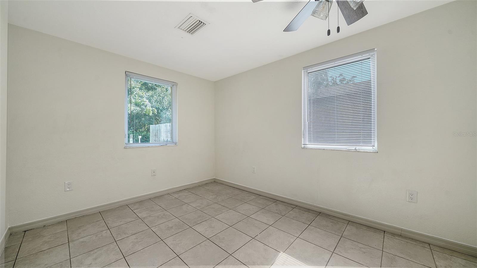 Image 10 of 22 For 5438 Potter Street