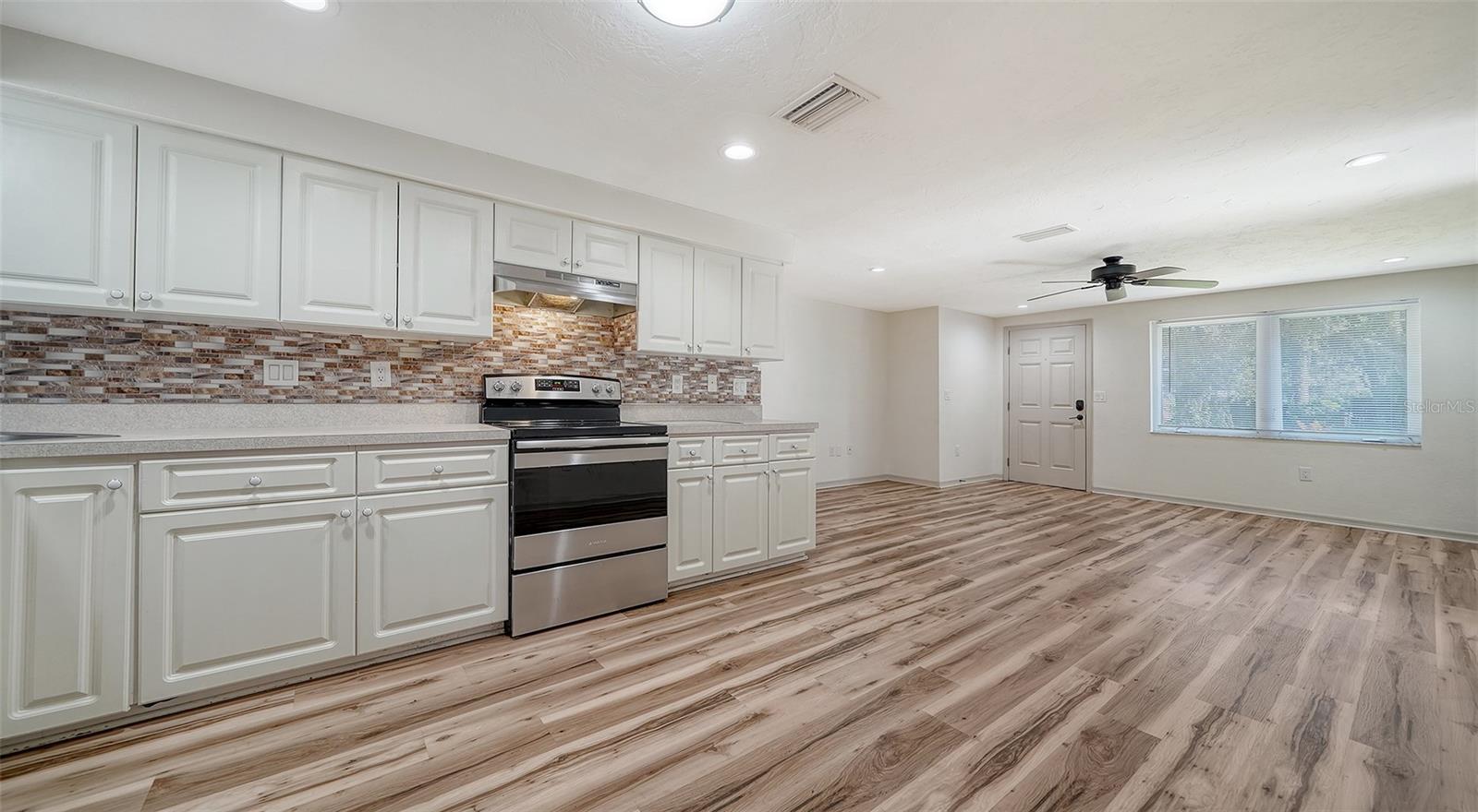 Image 6 of 22 For 5438 Potter Street