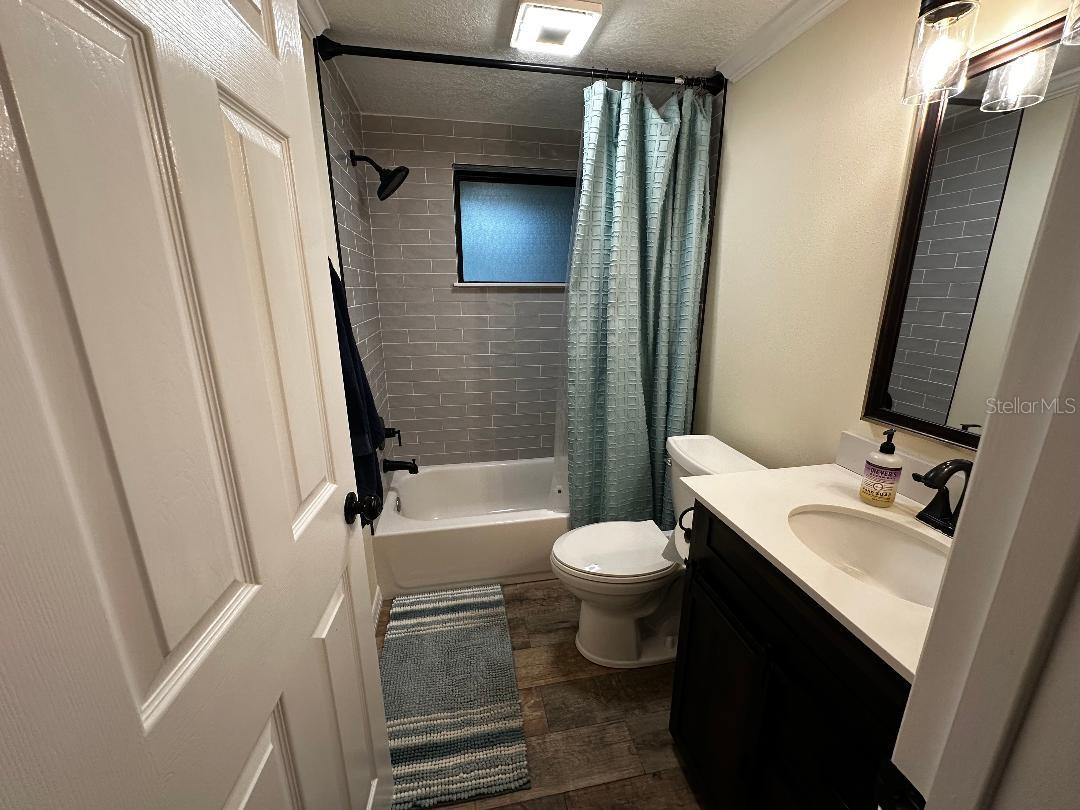 Image 9 of 18 For 611 Missouri Road