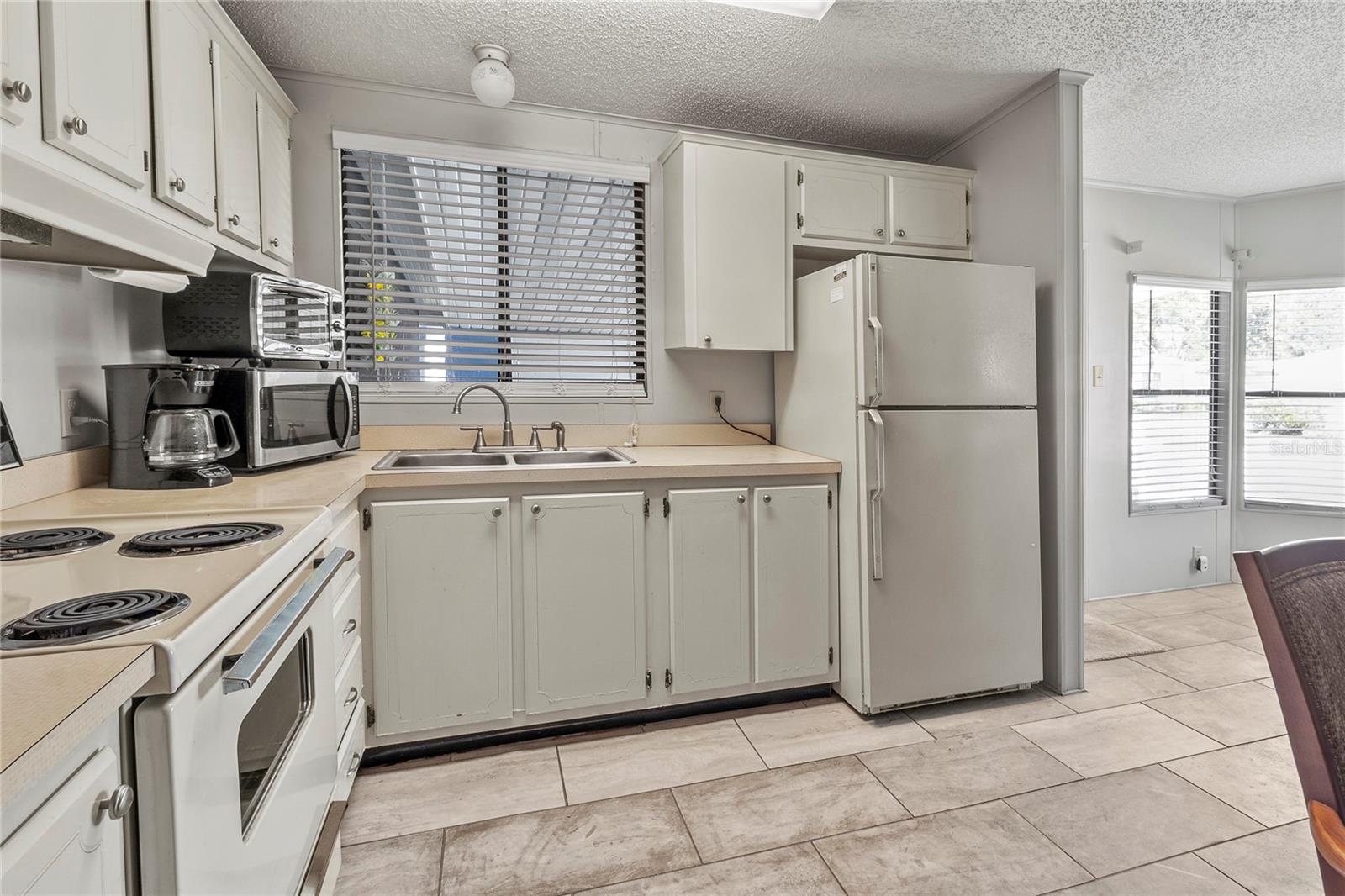 Image 14 of 47 For 24 Meadowlark Circle