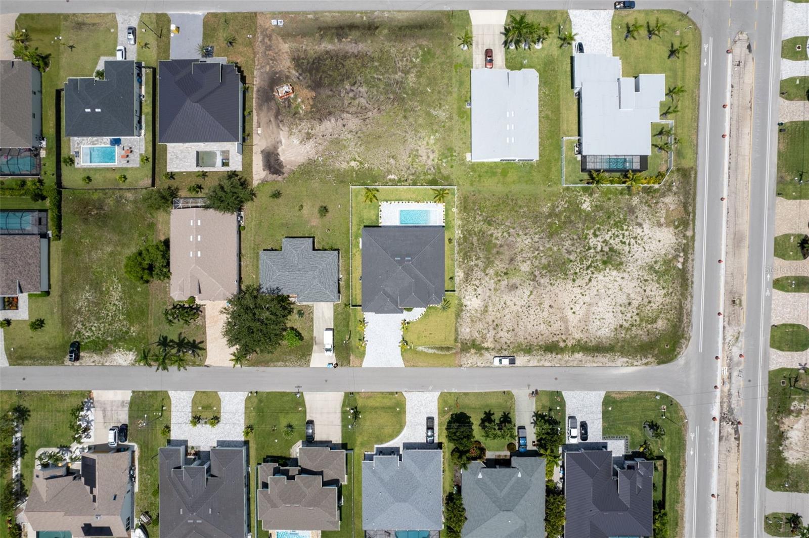 Image 43 of 47 For 10 33rd Avenue