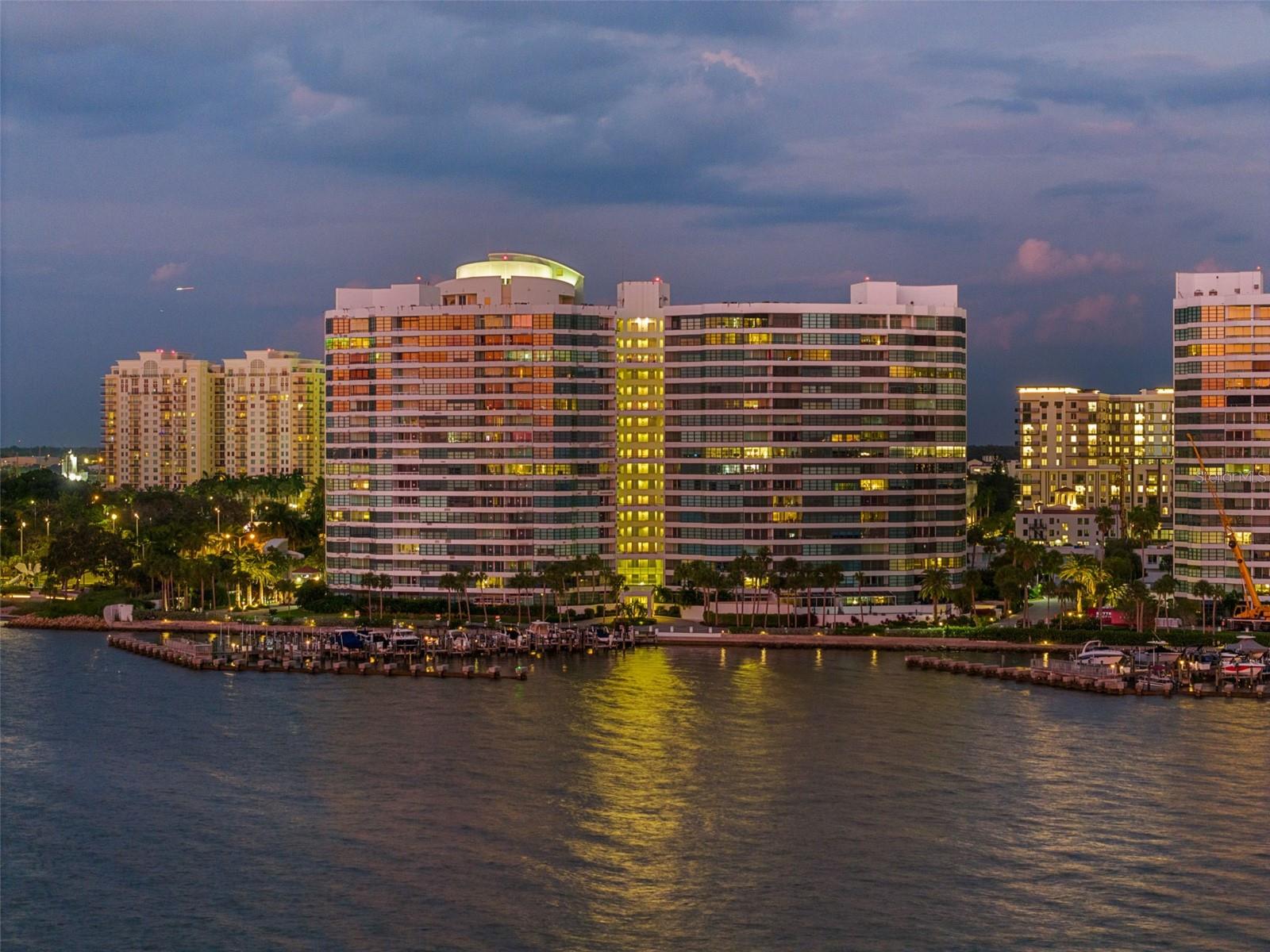 Image 100 of 100 For 988 Blvd Of The Arts 109