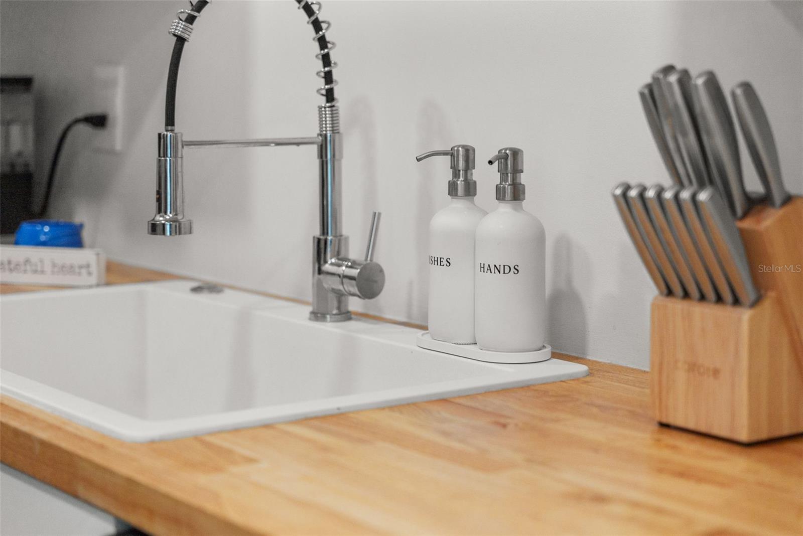 Image 41 of 84 For 988 Blvd Of The Arts  109