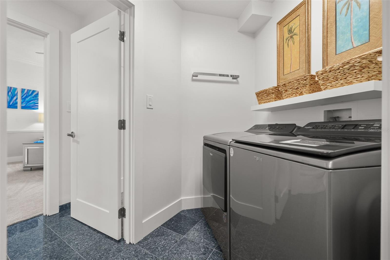 Image 43 of 84 For 988 Blvd Of The Arts  109